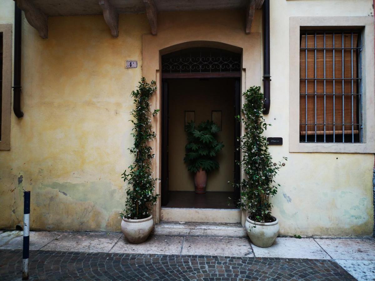 Il Garbo Apartments And Suite Verona Eksteriør bilde
